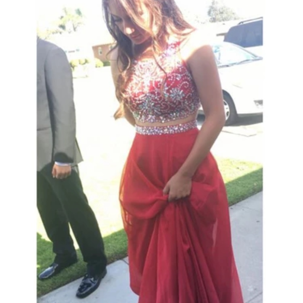 anna prom - Picture 3 of 8